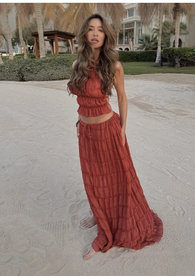 Sleek & Sexy 2-Piece Beach Outfit